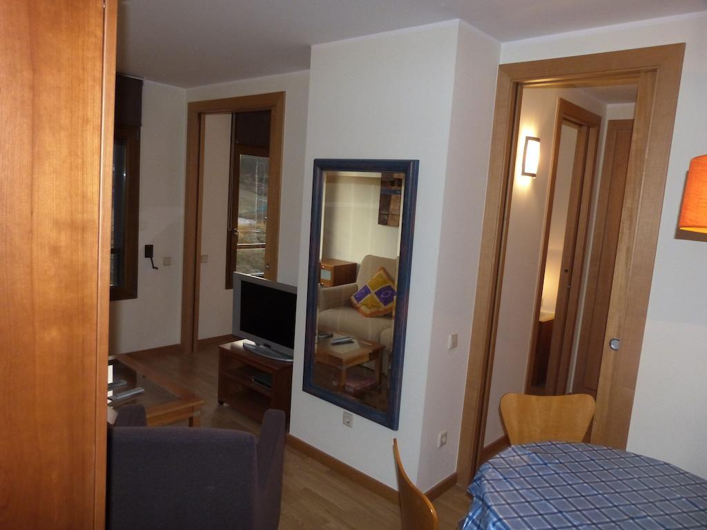 Sol Tarter - Vacances Pirinenca El Tarter Room photo